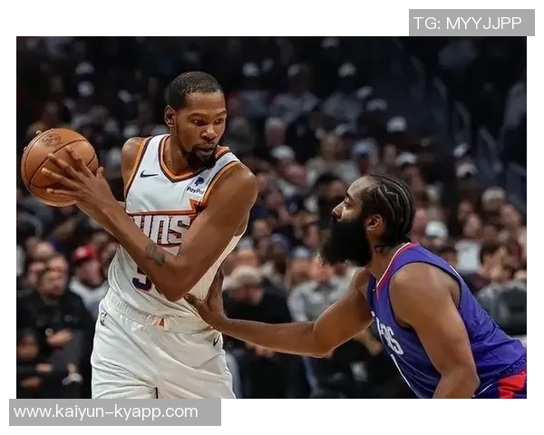 快船对手三分命中率高达429克莱爆发背后隐藏的原因分析 快船对手三分命中率高达429克莱爆发背后隐藏的原因分析