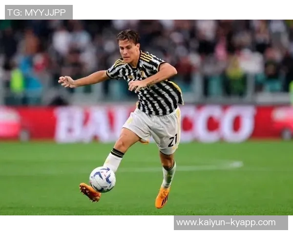 双星齐发力!居莱尔助攻伊尔迪兹梅开二度助力世预赛胜利