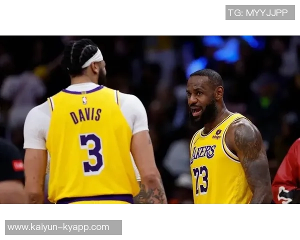 浓眉分析球队先发阵容防守挑战与进攻优势需持续磨合提升