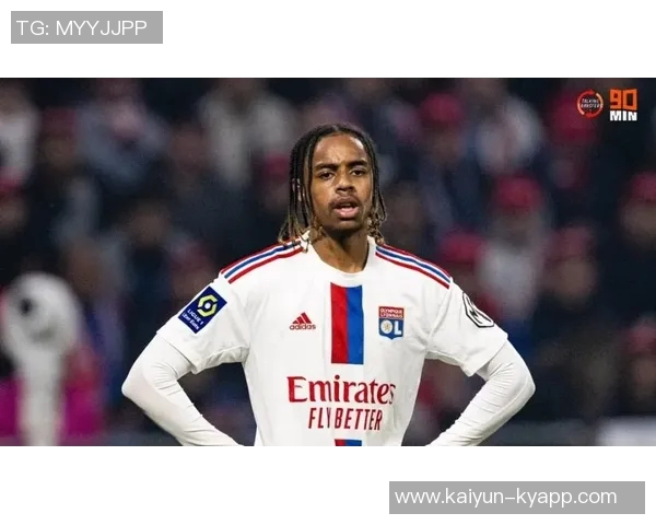 德转评选年度最佳右边锋候选人揭晓杜埃奥利塞萨拉赫亚马尔入围