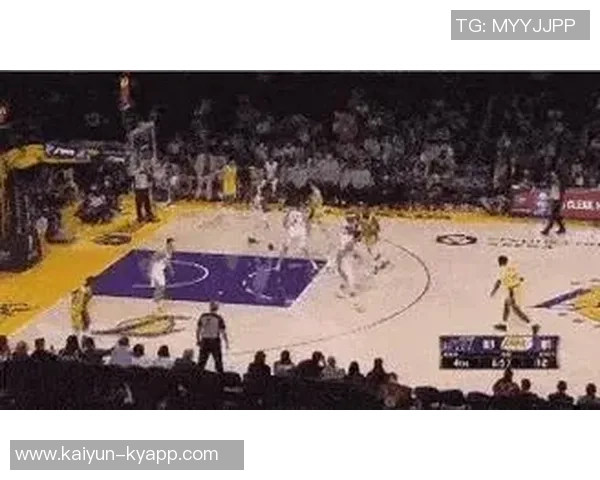 美媒对比热火詹与41岁詹数据相近表现令人惊叹 美媒对比热火詹与41岁詹数据相近表现令人惊叹