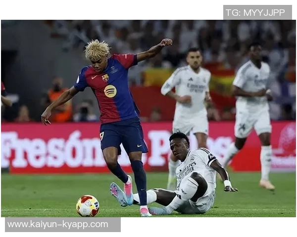 前绯闻对象扬言挑战亚马尔女友称两人难撑圣诞节