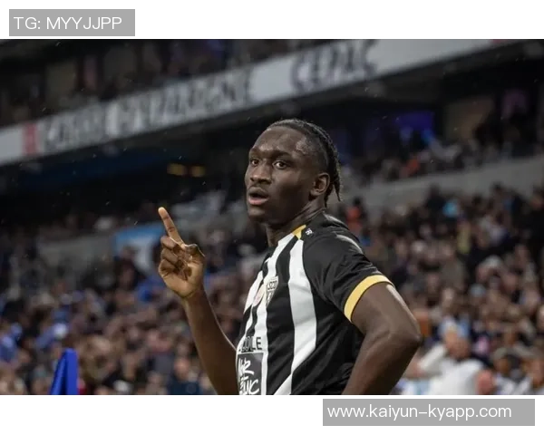 米兰有意冬季引进昂热19岁前锋谢里夫加强锋线实力 米兰有意冬季引进昂热19岁前锋谢里夫加强锋线实力