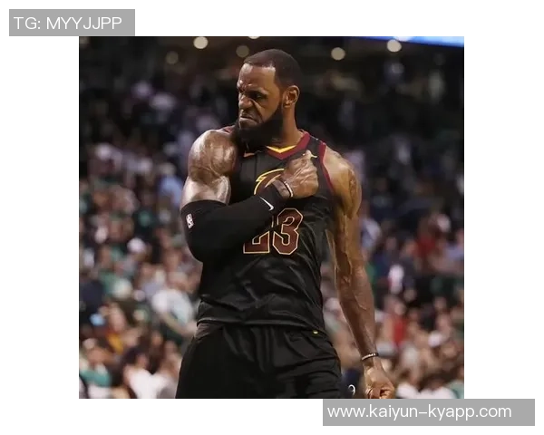 骑士主场迎战湖人詹姆斯穿海军蓝经典球衣致敬青春岁月 骑士主场迎战湖人詹姆斯穿海军蓝经典球衣致敬青春岁月